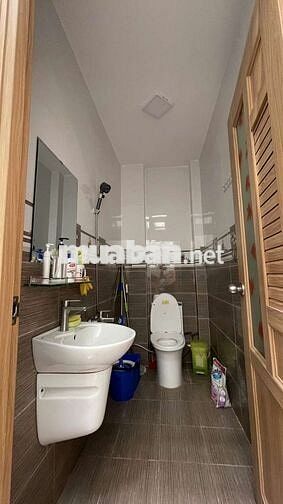 NHÀ ĐẸP GIÁ RẺ 3 TẦNG ,3 PN - HXH -BÌNH CHIỂU -THỦ ĐỨC