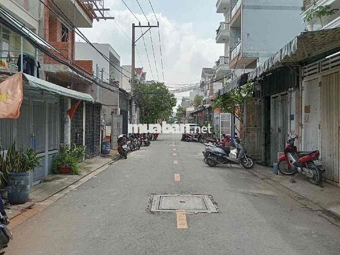 chính chủ cần bán gấp 88 m2 đường số 6 Quân bình Tân