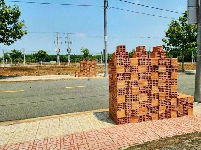Bán lô đất KDC Phường Long Nguyên - Tp.HCM