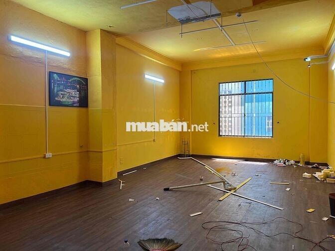 ✅ Cho thuê nhà 3 tầng MT Trần Hưng Đạo vị trí sát Cầu Rồng - 55tr