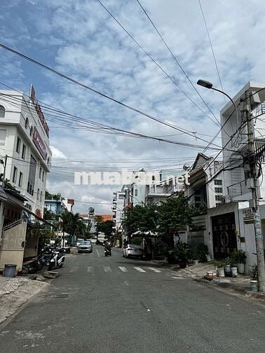 Bán nhà 94m2 - mặt tiền 12m hiếm ở trung tâm quận 7 - giá 16 tỷ (bao)