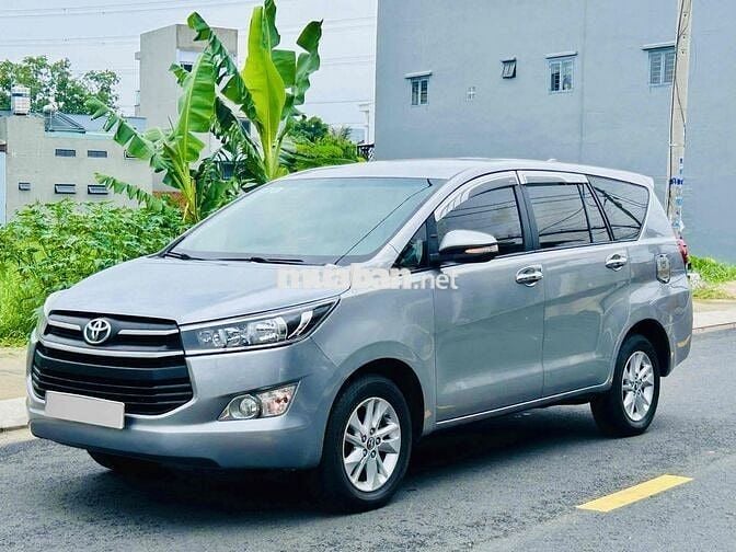 Toyota Innova 2017 2.0E - 84000 km