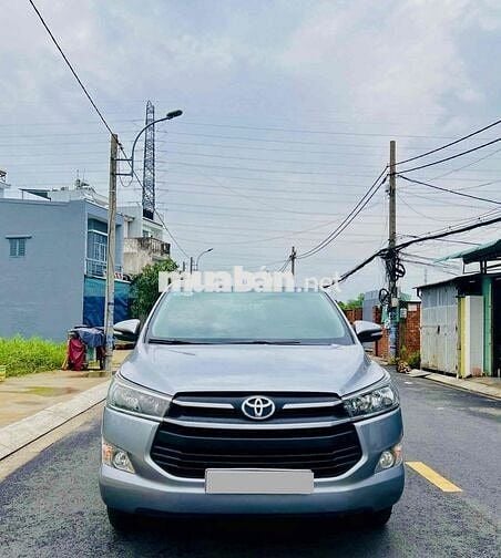 Toyota Innova 2017 2.0E - 84000 km
