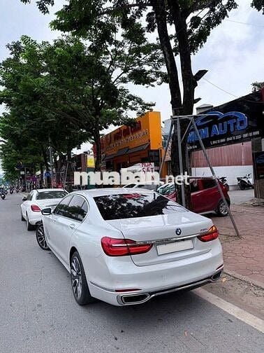 BMW 2***00 km