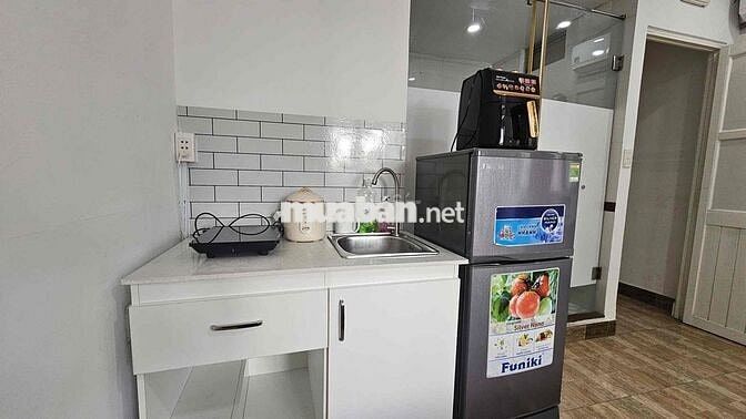Phòng cho thuê Q1 Nguyễn Văn Thủ gần nhà thờ Đức Bà - ĐH Kiến Trúc