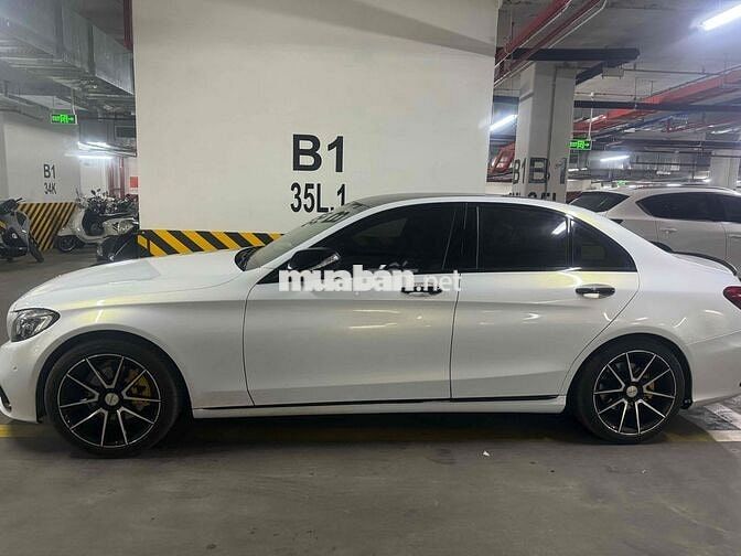 Mercedes Benz C Class 2015 - 80000 km
