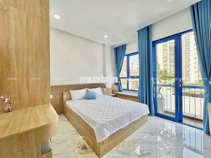 Căn Hộ Cửa Sổ Trời Tách Bếp Phú Nhuận Gần Phan Xích Long Trường Sa Q1