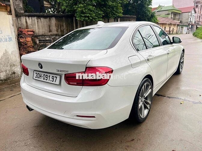 BMW 3 Series 2015 320i - 110000 km