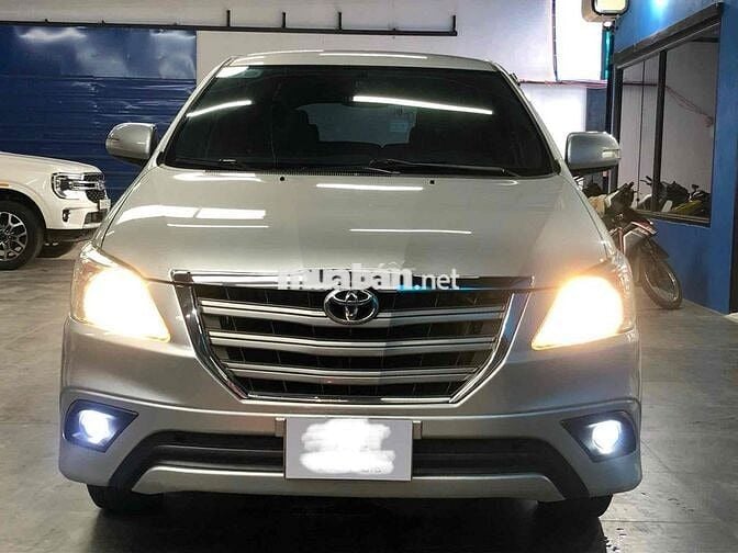 Toyota Innova 2015 2.0G - 189000 km