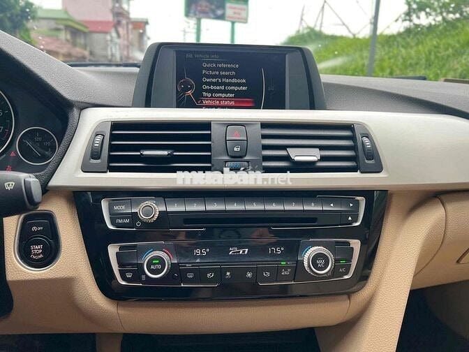 BMW 3 Series 2015 320i - 110000 km