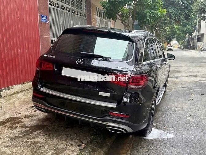 Mercedes Benz GLC 2022 300 4Matic - 36000 km