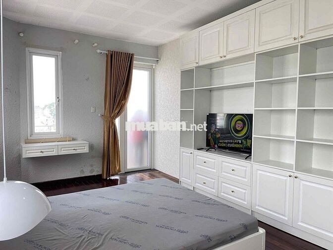 Penhouse 150m2 2PN Ban công view toàn thành Bình Thạnh