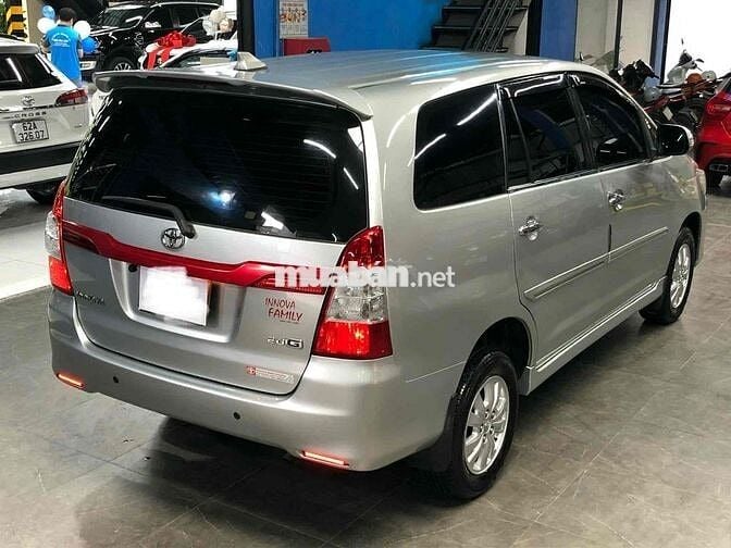 Toyota Innova 2015 2.0G - 189000 km