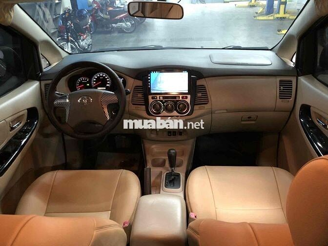 Toyota Innova 2015 2.0G - 189000 km