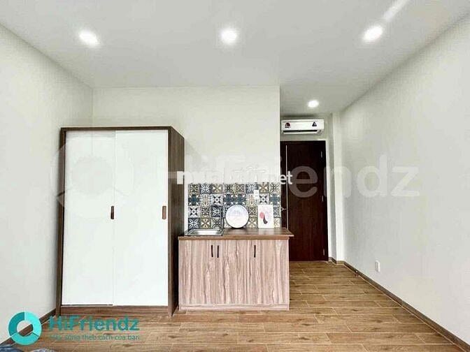 Studio ban công - cửa sổ trời bự giá rẻ ngay Đầm Sen - Ông Ích Khiêm