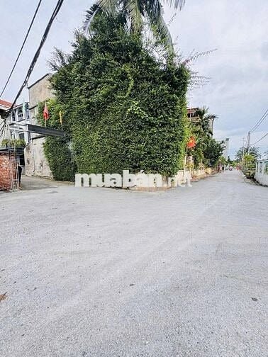 BIỆT THỰ 3 TẦNG -CĂN GÓC 2 MẶT TIỀN -VIEW HỒ -ĐƯỜNG Ô TÔ THÔNG THOÁNG