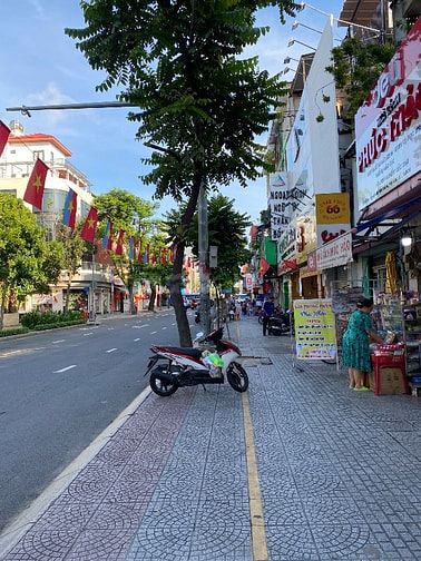 BÁN NHÀ MẶT TIỀN ĐƯỜNG ĐINH TIÊN HOÀNG, QUẬN 1