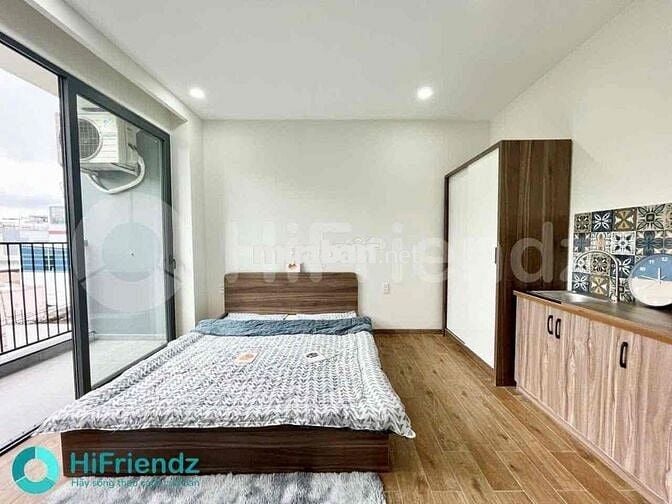 Studio ban công - cửa sổ trời bự giá rẻ ngay Đầm Sen - Ông Ích Khiêm
