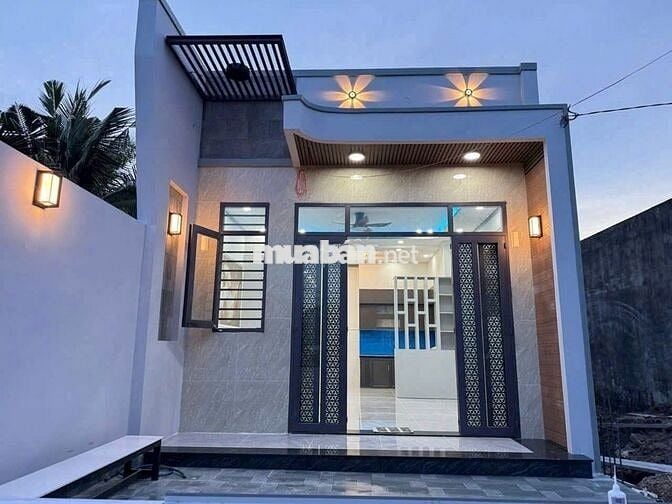 Căn nhà đẹp SHR ngay tại trung tâm 109m2 nhà đẹp 790 triệu TL