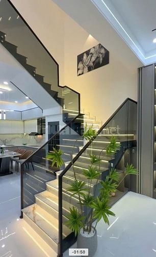 BÁN NHÀ ĐẸP 1 trệt 1 lầu giá 2 tỷ 500 triệu TRUNG TÂM TP. TDM