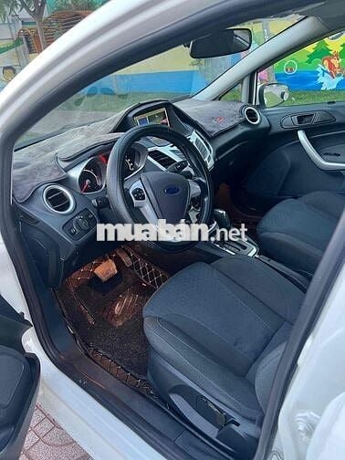 Ford Fiesta 2013 1.6 AT Hatchback - 115000 km