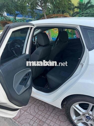 Ford Fiesta 2013 1.6 AT Hatchback - 115000 km