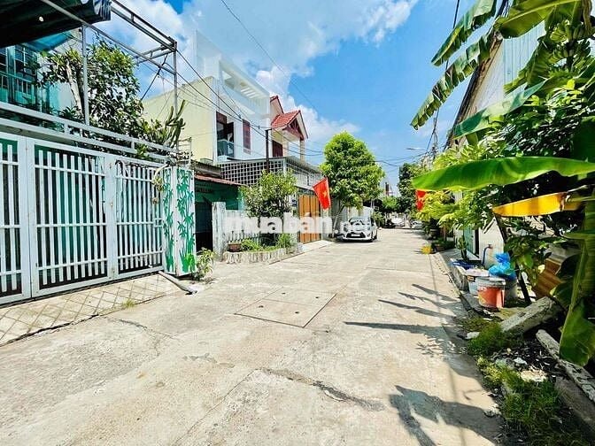 LÔ CẶP PHAN VĂN ĐỊNH - P. HOÀ KHÁNH - ĐÀ NẴNG