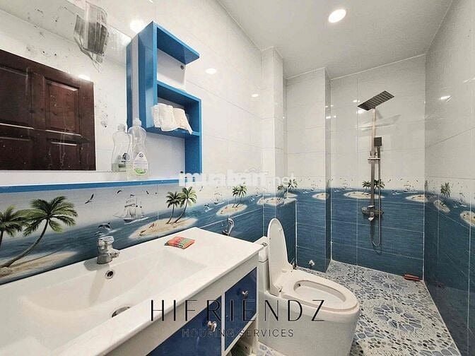 KHAI TRƯƠNG STUDIO MỚI KENG CÓ CỬA SỔ TRỜI NGAY ĐỐI DIỆN ĐẦM SEN