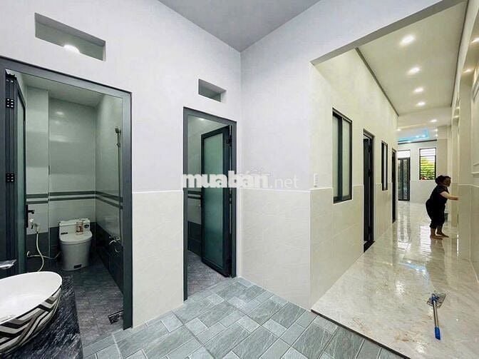 Căn nhà đẹp SHR ngay tại trung tâm 109m2 nhà đẹp 790 triệu TL