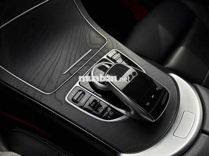 Mercedes Benz C Class 2019 C200 - 35000 km