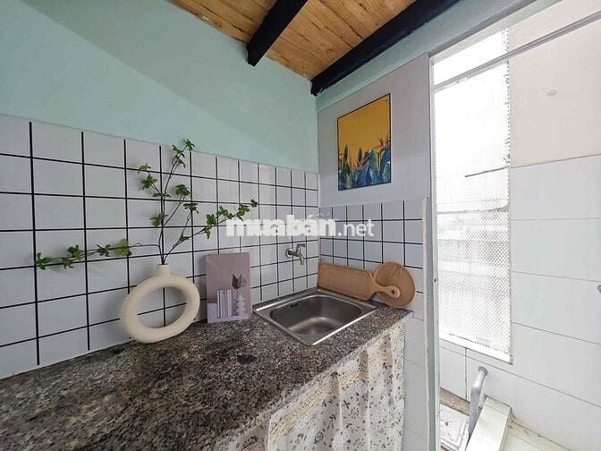 PHÒNG TRỌ SINH VIÊN CÓ GÁC LỬNG THANG MÁY HẦM XE BẢO VỆ GẦN HUIT VHU