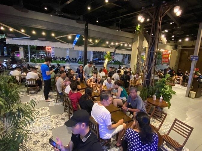 Sang nhượng Quán Cafe Trung Kính To - Doanh thu 250tr/tháng Cầu giấy 