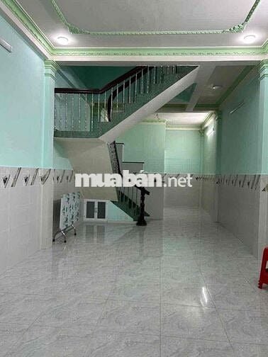 Cho thuê nhà MTKD đường Lạc Long Quân P3 Q11