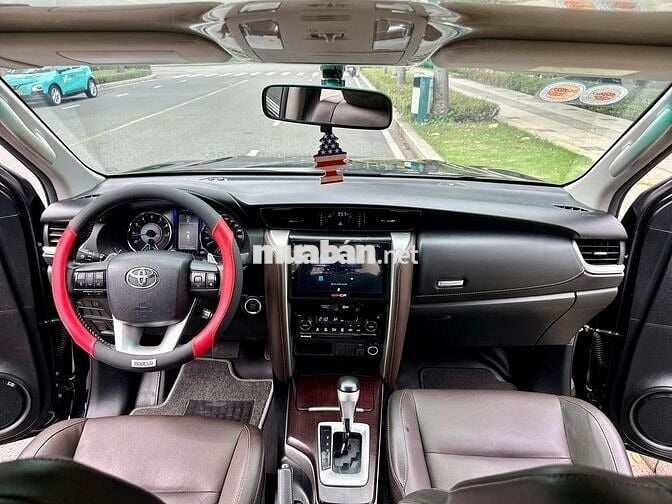 Toyota Fortuner 2.7V 4x2 AT 2019 - 31000 km