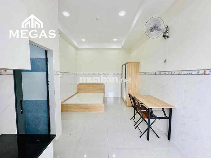 🌆 PHÒNG BAN CÔNG CỬA SỔ ĐẦY ĐỦ NỘI THẤT