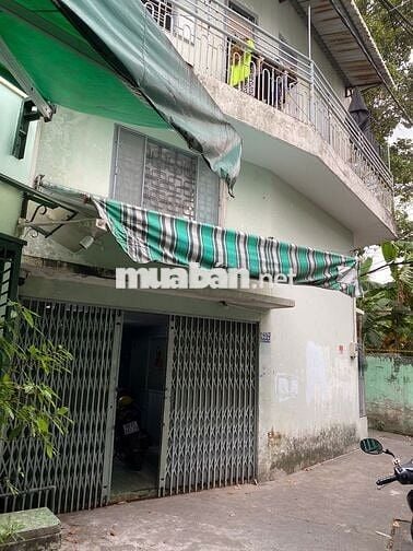 Cho Thuê Nhà 2 Mặt Tiền Hẻm Lớn, 4 Phòng Ngủ, 1 Phòng Bếp, 2 Toilet,