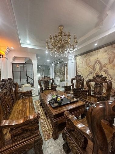 Bán nhà ngay Emart hẻm 6m Phan Văn Trị 90m2 ngang 5m 6 tầng thang máy 