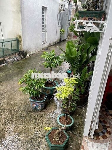 NHÀ CẦN BÁN GẤP C��N THƯƠNG LƯỢNG
