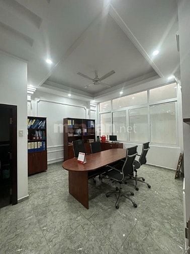 Bán nhà ngay Emart hẻm 6m Phan Văn Trị 90m2 ngang 5m 6 tầng thang máy 