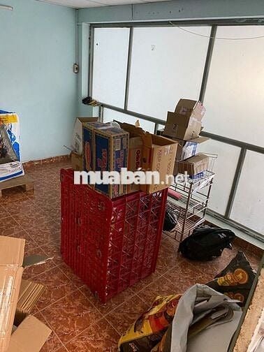 Cho Thuê Nhà 2 Mặt Tiền Hẻm Lớn, 4 Phòng Ngủ, 1 Phòng Bếp, 2 Toilet,