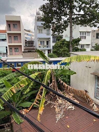 Cho Thuê Nhà 2 Mặt Tiền Hẻm Lớn, 4 Phòng Ngủ, 1 Phòng Bếp, 2 Toilet,