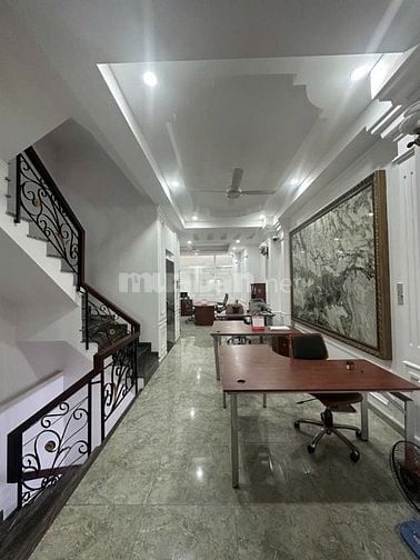 Bán nhà ngay Emart hẻm 6m Phan Văn Trị 90m2 ngang 5m 6 tầng thang máy 