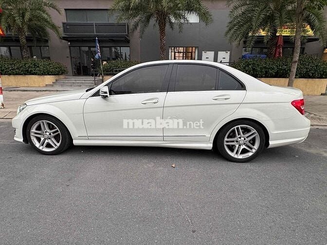 Mercedes Benz C Class 2012 C300 AMG - 73000 km