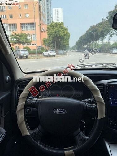 Ford Escape 2.3L XLS 2010