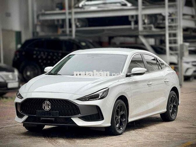 MG MG5 2025