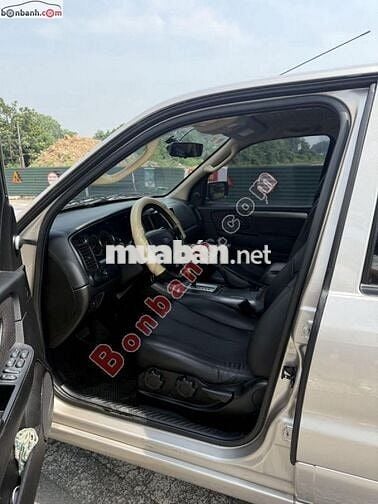 Ford Escape 2.3L XLS 2010