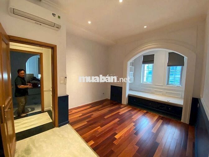 Cần cho thuê Villa HXH góc 2MT 1/4A Phổ Quang P.2 Q.Tân Bình
