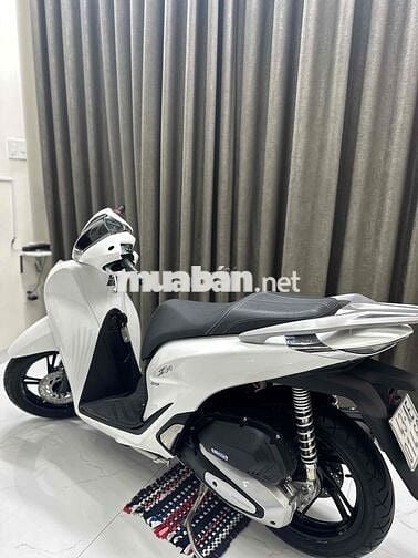 SH 160! siêu mới giá rẻ hơn xe mới cả đoạn