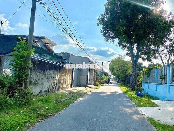 BÁN GẤP ĐẤT GẦN BỆNH VIỆN XUYÊN Á, 6M X 38M, GIÁ 340 TRIỆU, CÓ BỚT LỘC