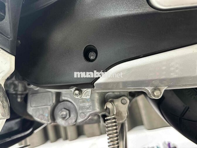 SH 160! siêu mới giá rẻ hơn xe mới cả đoạn